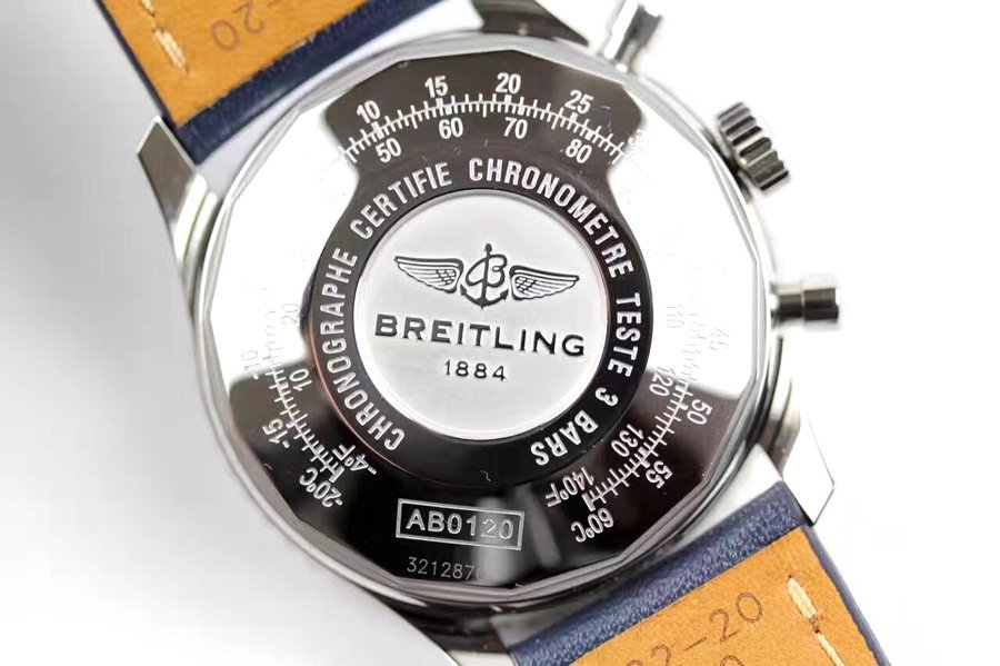 Breitling Navitimer 01 AB012012.BB01