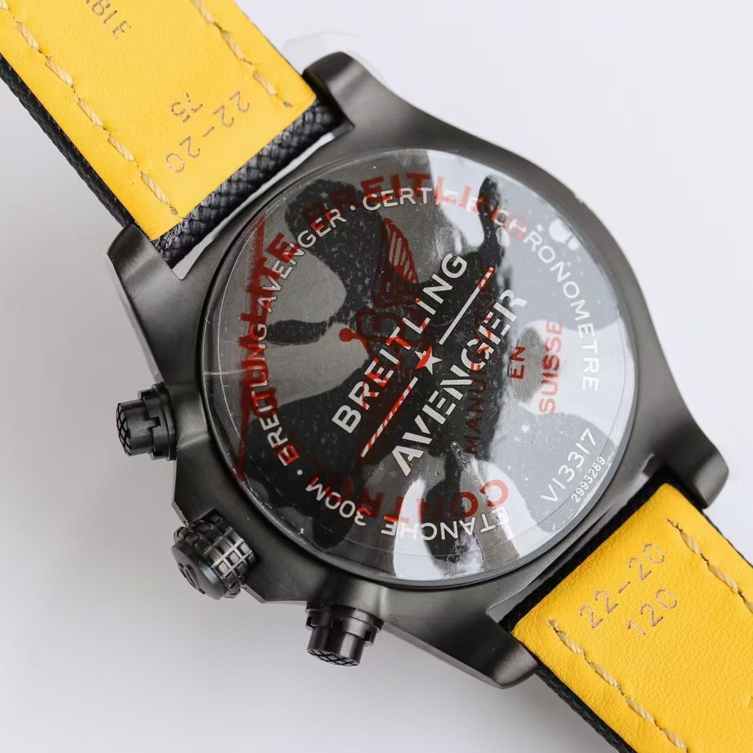 Breitling  Avenger Chronograph 45 Night Mission  V13317101B1X1