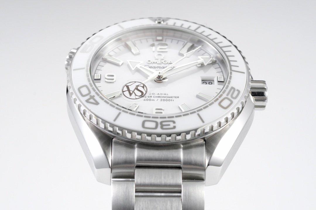 Omega Planet Ocean Seamaster 600 m Co-Axial Master Chronometer 39,5 mm 215.30.40.20.04.001
