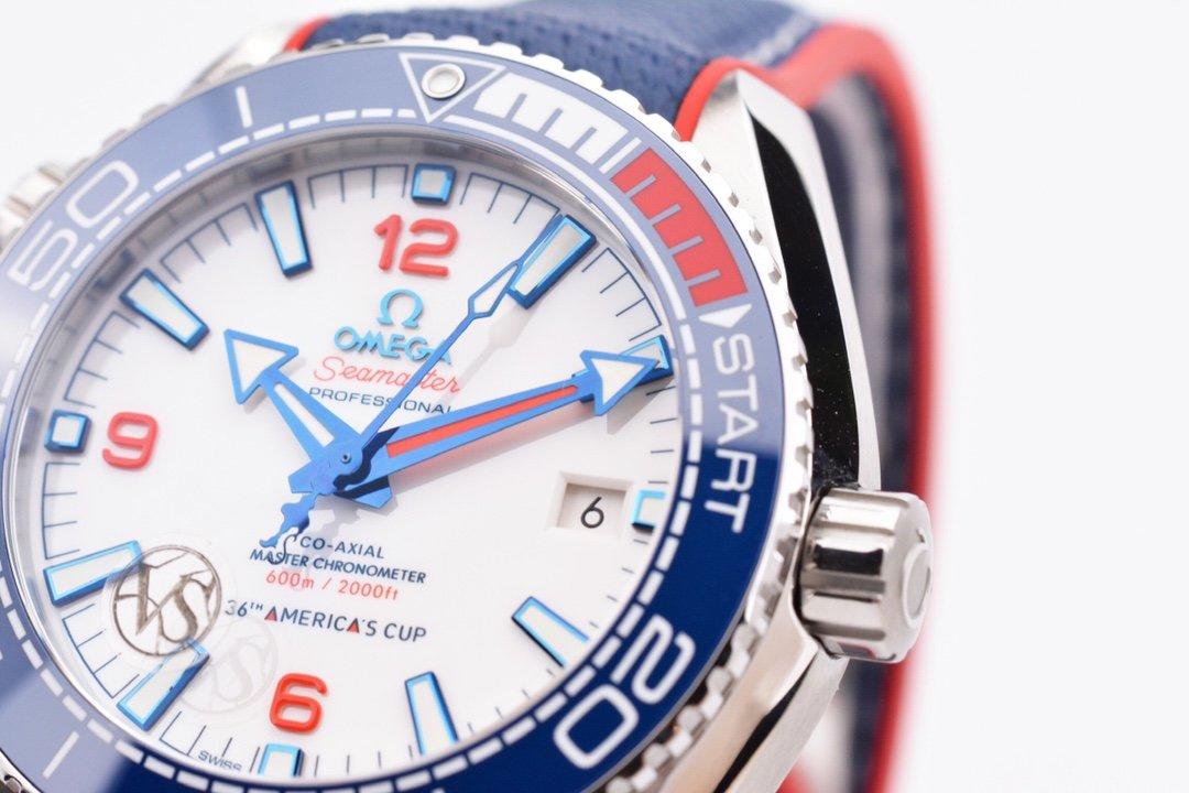 Omega Planet Ocean 600M America’s Cup Co‑Axial Master Chronometer 215.32.43.21.04.001