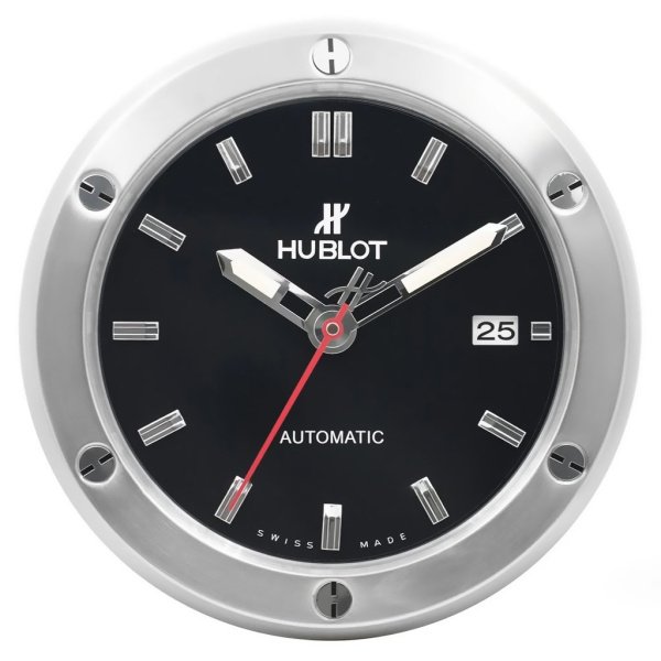 Настенные часы Hublot Classic Fusion