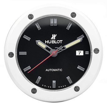 Настенные часы Hublot Classic Fusion