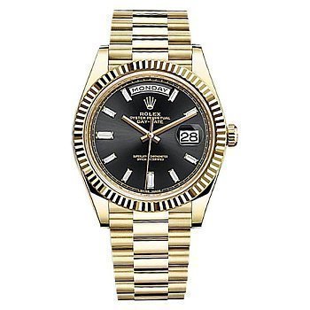 Rolex Day-Date 40 mm yellow gold 228238 Black set with diamonds