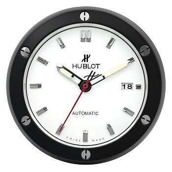 Настенные часы Hublot Classic Fusion